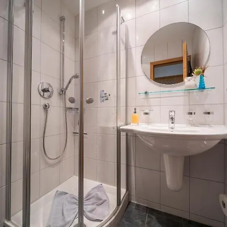 Berger Ug Hotel *