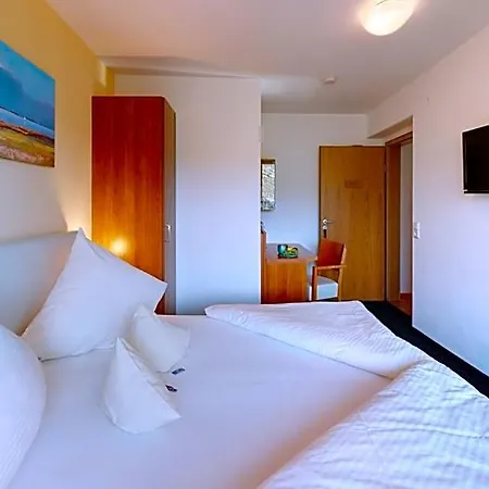 Отель Berger Ug *